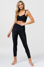 Load image into Gallery viewer, ONZIE - SWEETHEART MIDI LEGGING - BLACK