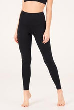 Load image into Gallery viewer, ONZIE- LUXE LEGGING - BLACK