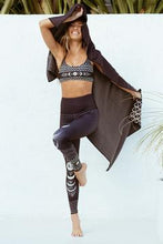 Load image into Gallery viewer, Onzie - GRAPHIC ELASTIC BRA - LAS LUNAS