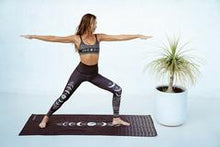 Load image into Gallery viewer, Onzie - STYLED ON INSTA HIGH RISE GRAPHIC LEGGING - LAS LUNAS